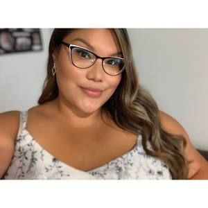 Meet your Posher, Shaina